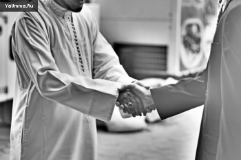 Исламская практика: В каких случаях нежелательно приветствовать человека?
