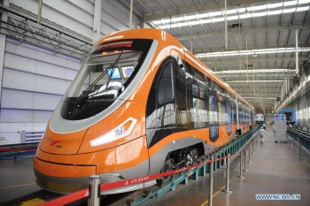 Наука: Первый водородный трамвай создан в Китае