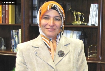 Мусульманка: Женщина-ученый выступает за активность мусульманок в исламских научных кругах